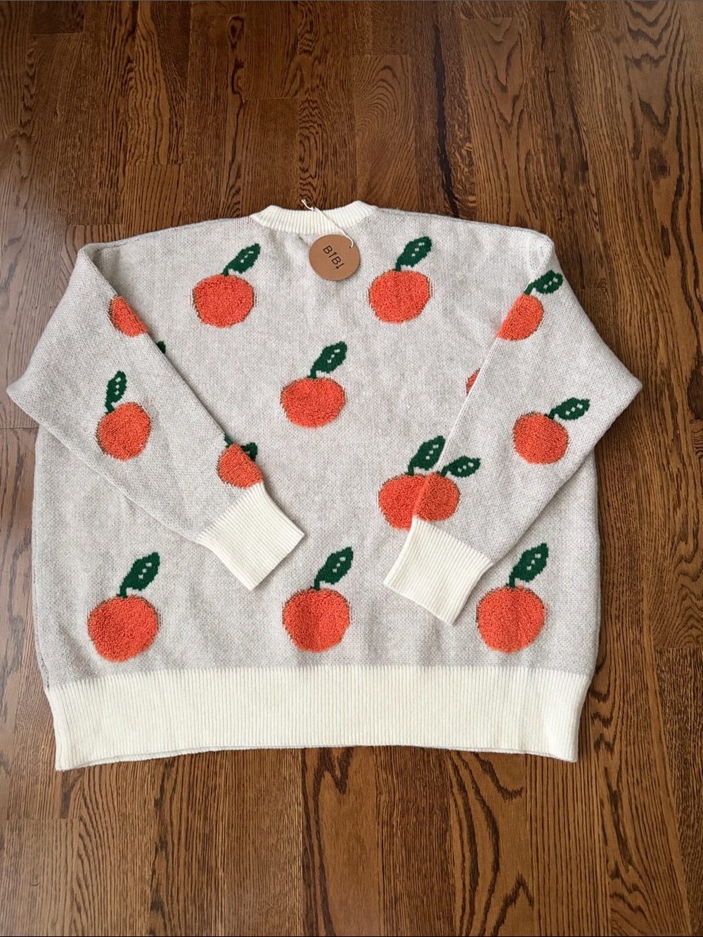 BiBi Cream Crewneck Sweater with Orange Fruit Motif large - Picture 9 of 10